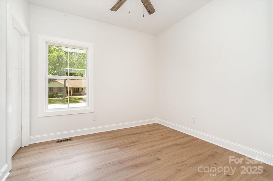 Spacious, unfurnished interior of a new home in , Kannapolis (Image 14).