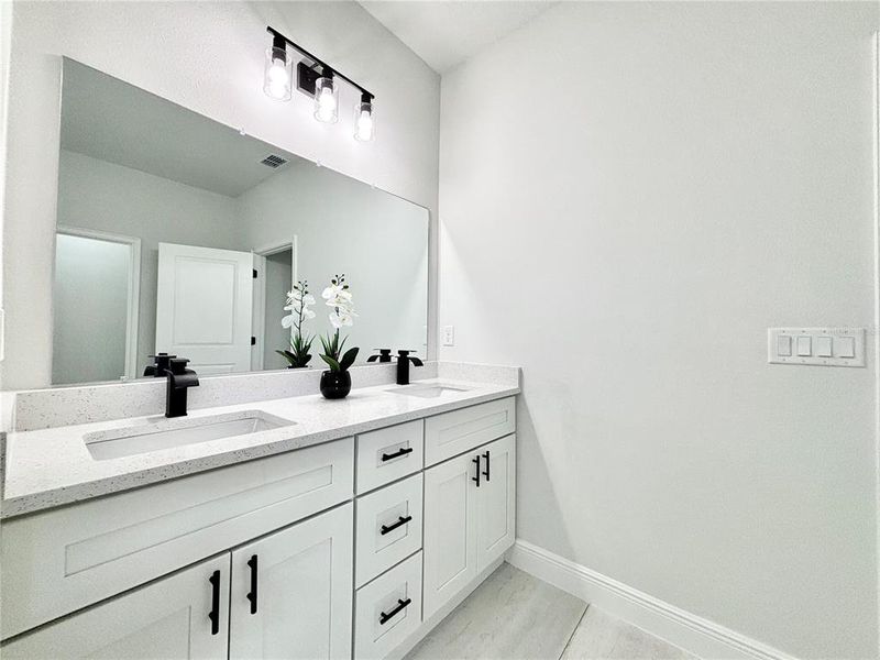 Furnished interior view inside a new home in , Ocala (Image 6).