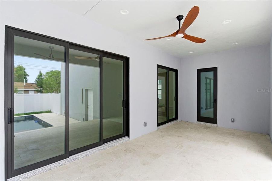 Exterior details and patio area of a home in , St. Petersburg (Image 26).