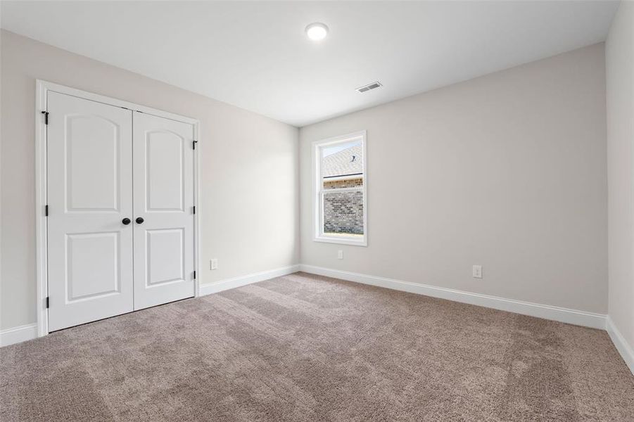 Spacious, unfurnished interior of a new home in Parks at Foster Crossing, Anna (Image 26). Spacious, unfurnished interior of a new home in Parks at Foster Crossing, Anna (Image 26).
