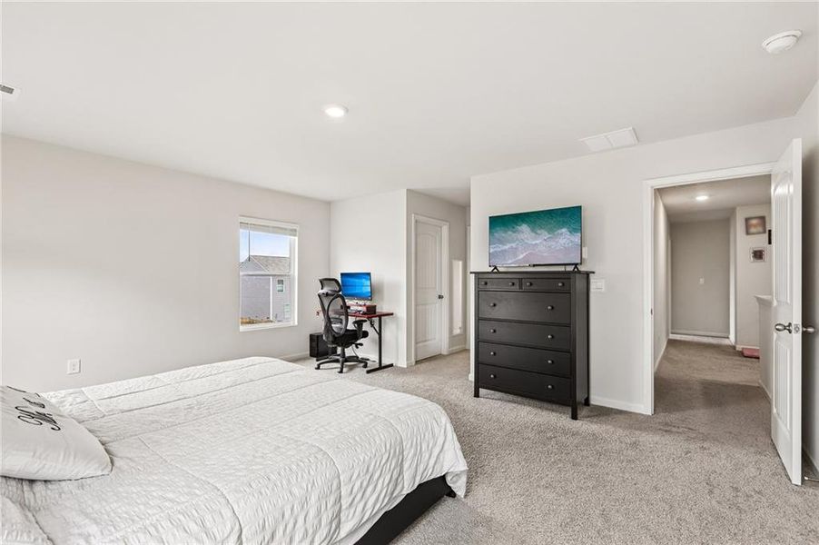 Furnished interior view inside a new home in , Dallas (Image 11).