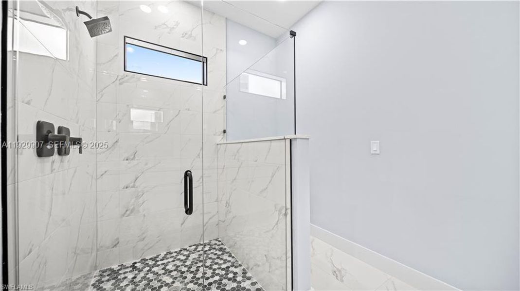 Image 27 of a home in .