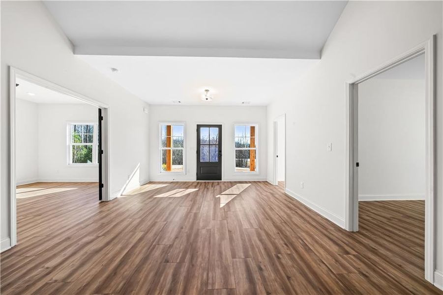 Spacious, unfurnished interior of a new home in , Dallas (Image 22).