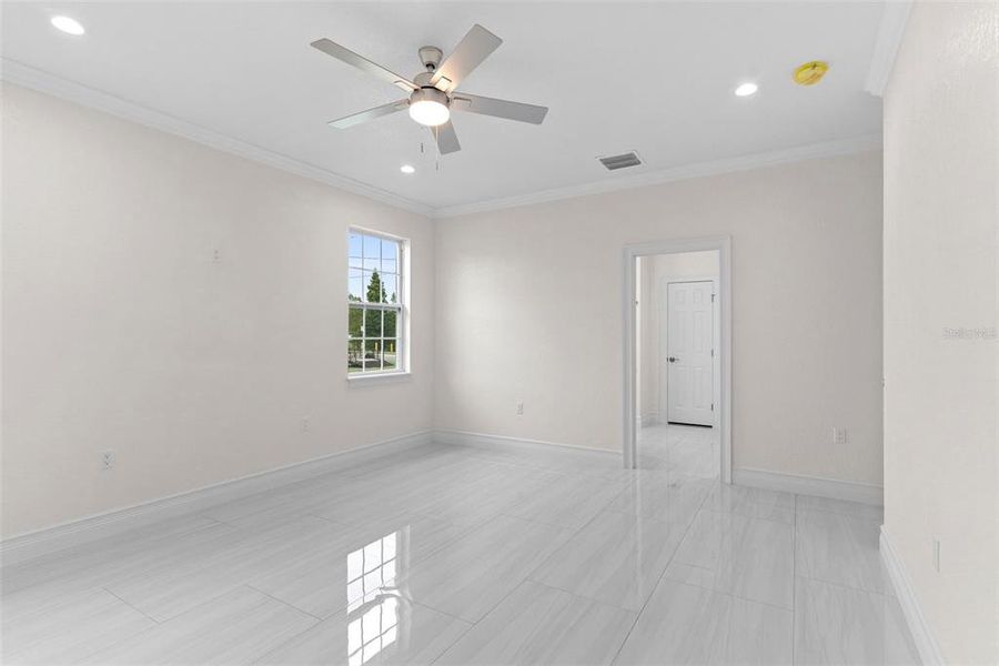 Spacious, unfurnished interior of a new home in , Plant City (Image 24). Spacious, unfurnished interior of a new home in , Plant City (Image 24).