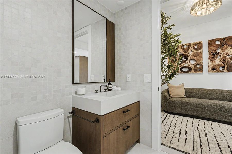 Furnished interior view inside a new home in 2200 Brickell, Miami (Image 14). Furnished interior view inside a new home in 2200 Brickell, Miami (Image 14).