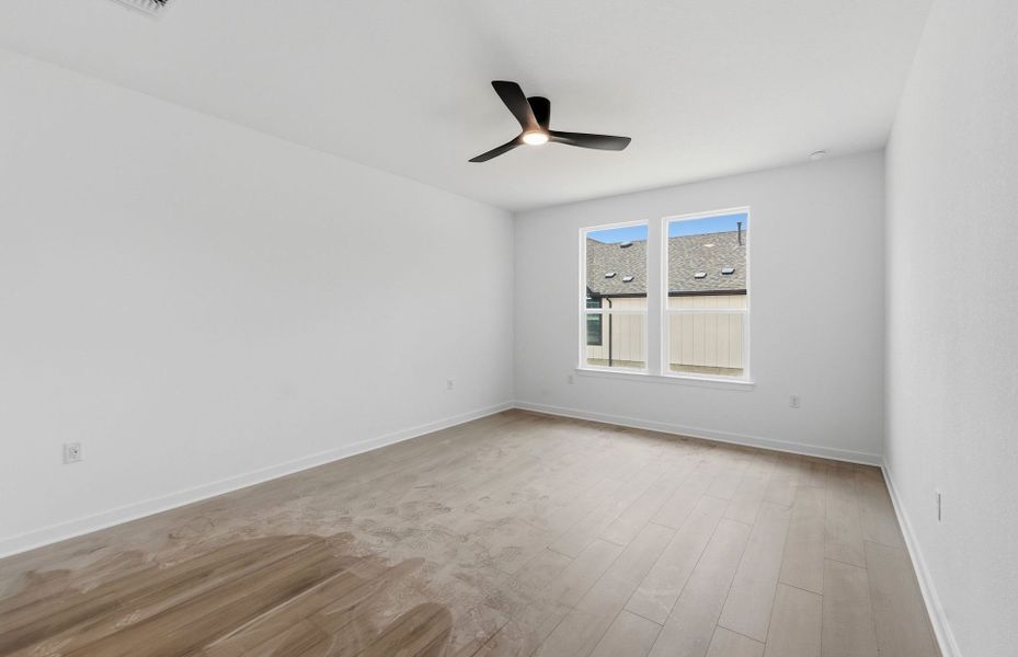 Spacious, unfurnished interior of a new home in Sun City Texas, Georgetown (Image 16). Spacious, unfurnished interior of a new home in Sun City Texas, Georgetown (Image 16).
