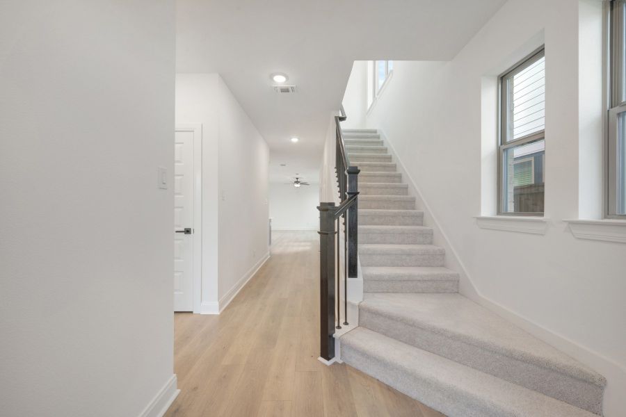 Spacious, unfurnished interior of a new home in Karis - Cottage Series, Crowley (Image 15). Spacious, unfurnished interior of a new home in Karis - Cottage Series, Crowley (Image 15).