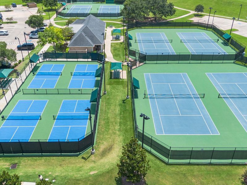 Community amenities in Sienna 60’, Missouri City (Image 30).