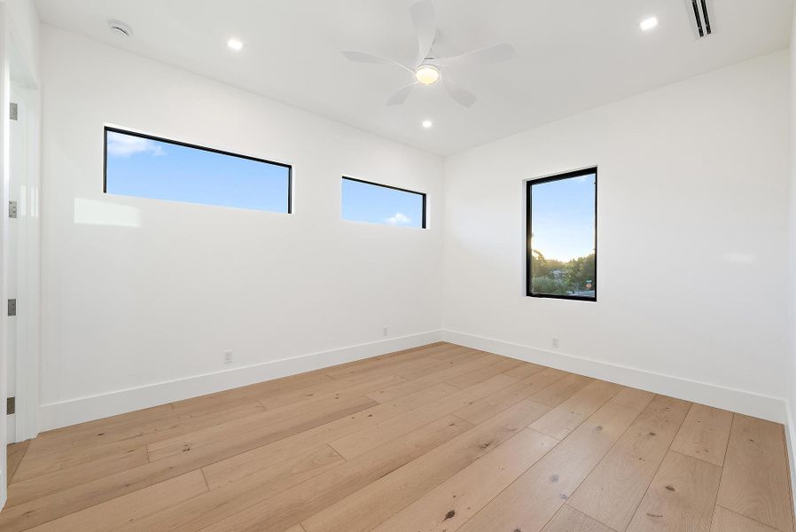 Spacious, unfurnished interior of a new home in , West Palm Beach (Image 35). Spacious, unfurnished interior of a new home in , West Palm Beach (Image 35).