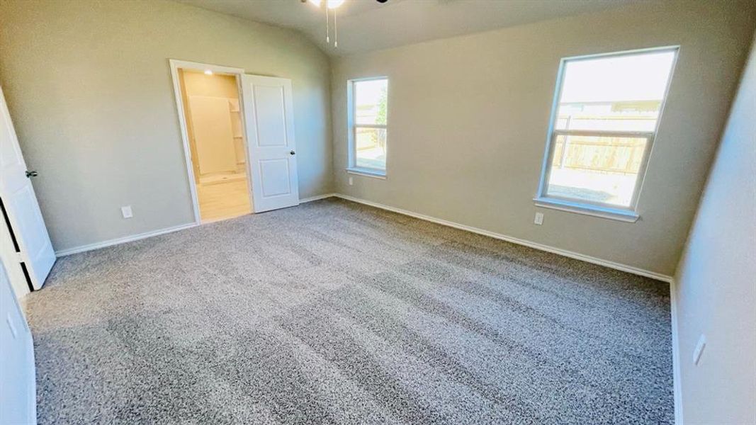 Spacious, unfurnished interior of a new home in Sunnycreek, Fort Worth (Image 15). Spacious, unfurnished interior of a new home in Sunnycreek, Fort Worth (Image 15).