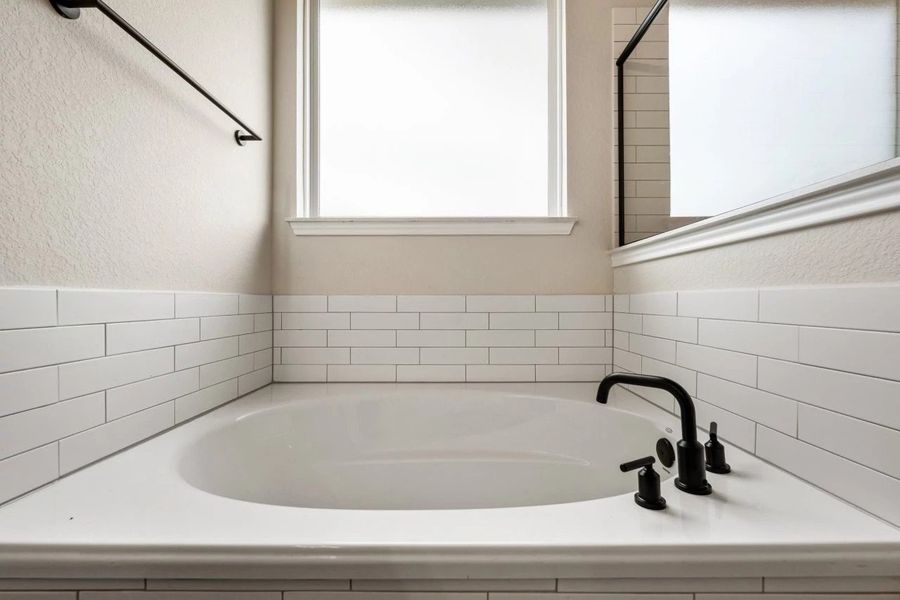 Close-up of interior finishes inside a home in The Colony 50s, Bastrop (Image 20).