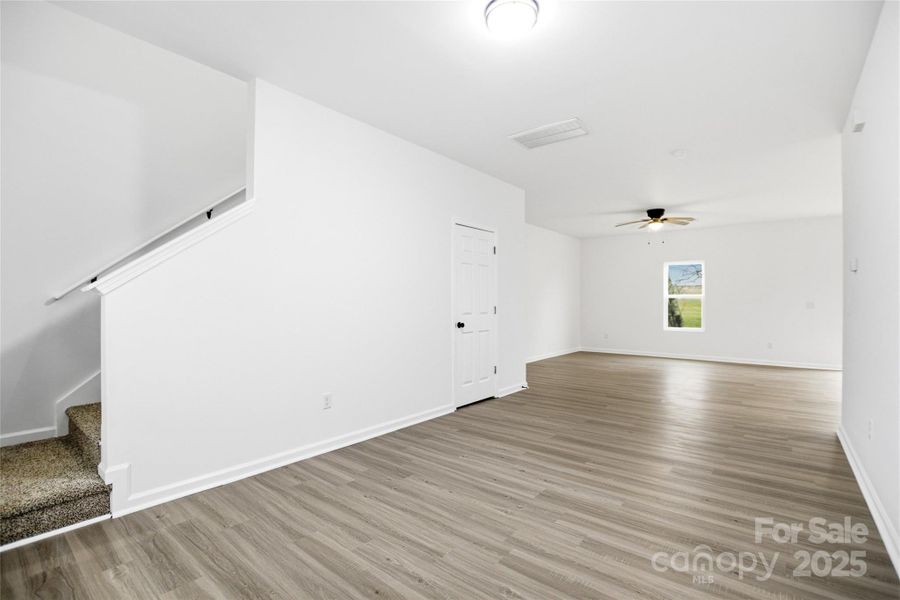 Spacious, unfurnished interior of a new home in , Shelby (Image 13).