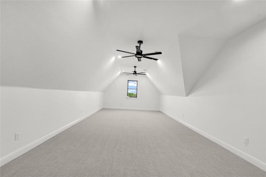 Spacious, unfurnished interior of a new home in , Weatherford (Image 19).
