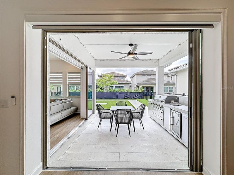 Exterior details and patio area of a home in , Orlando (Image 29).