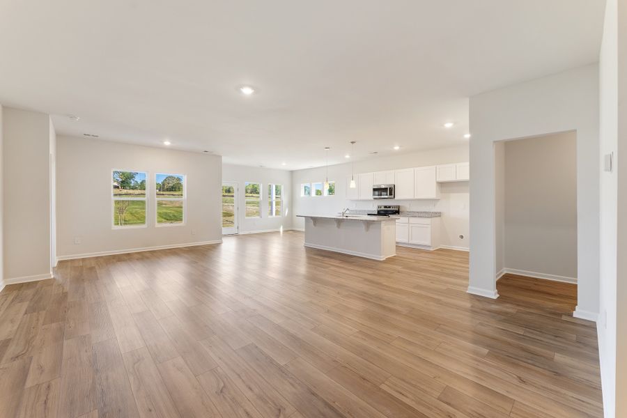 Spacious, unfurnished interior of a new home in Radley Place, Chesnee (Image 13).