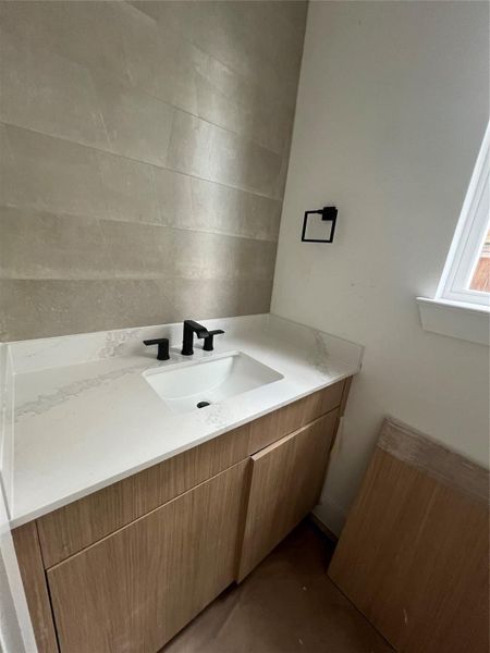 Image 12 of a home in .