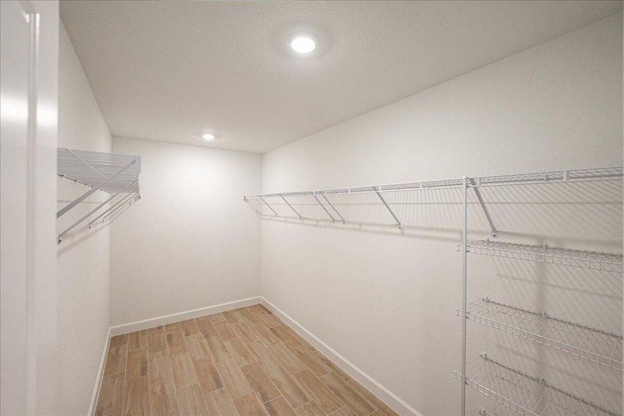 207-6331 Windwood-0613