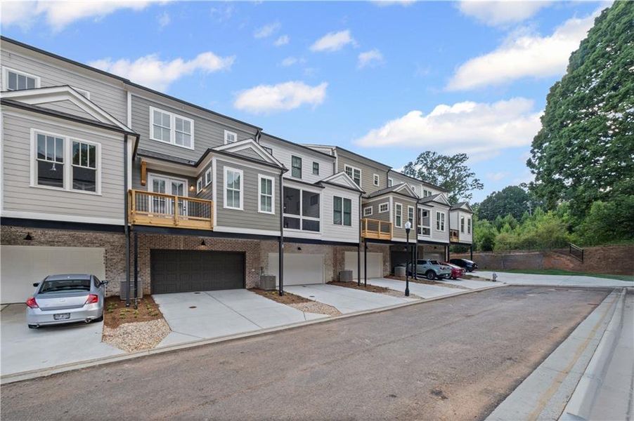 Image 41 of a home in Devin's Shire - A Kennesaw Tradition.