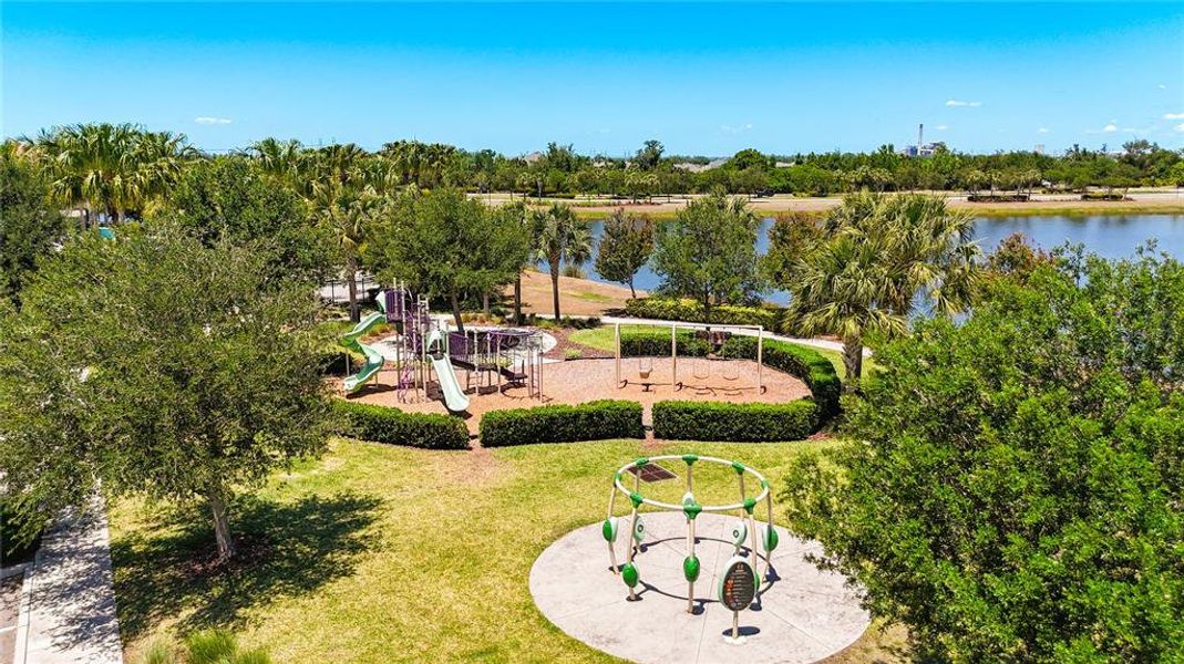 Community amenities in Waterset, Apollo Beach (Image 31).