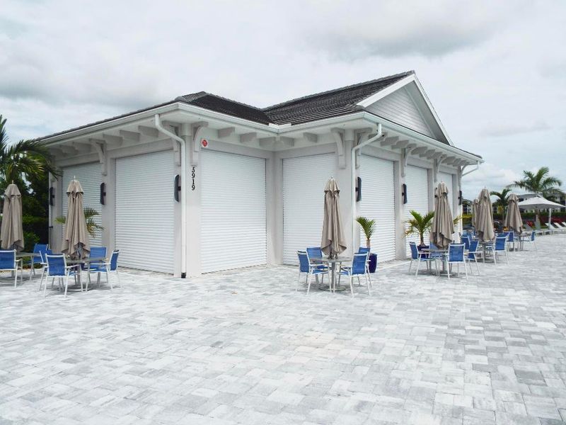 Tiki Bar / Restaurant