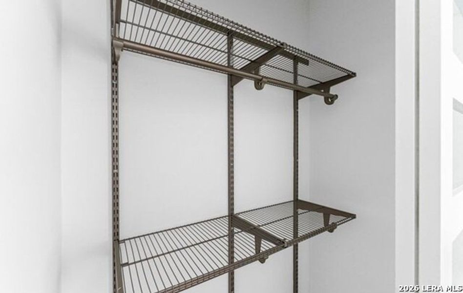 Spacious, unfurnished interior of a new home in , San Antonio (Image 24).