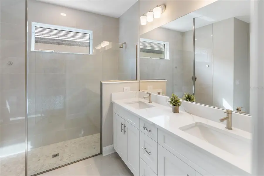 Furnished interior view inside a new home in , Bradenton (Image 9).