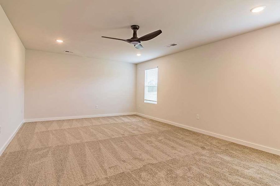 Spacious, unfurnished interior of a new home in Southern Hills, McDonough (Image 26).