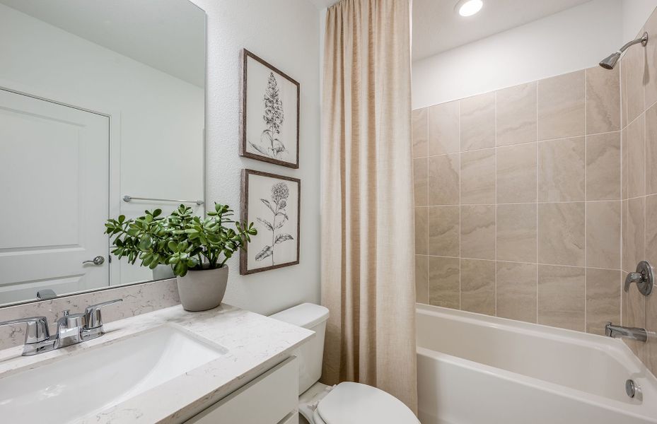 Representative furnished interior of a home built from the Pinecrest by Pulte Homes in Seaire, Parrish (Image 11). Representative furnished interior of a home built from the Pinecrest by Pulte Homes in Seaire, Parrish (Image 11).