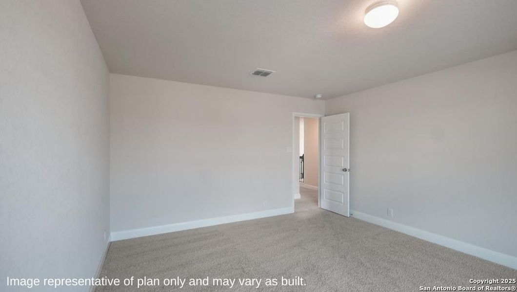 Spacious, unfurnished interior of a new home in Brookstone Creek, San Antonio (Image 26).