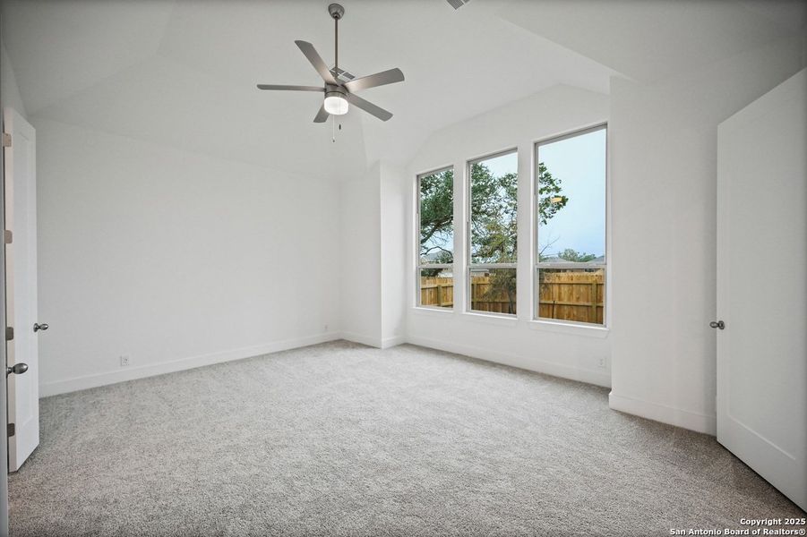 Spacious, unfurnished interior of a new home in Davis Ranch: 60ft. lots, San Antonio (Image 25).