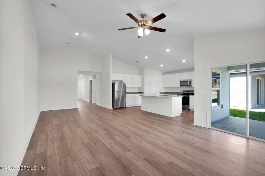 Spacious, unfurnished interior of a new home in Westport Landing, Jacksonville (Image 20). Spacious, unfurnished interior of a new home in Westport Landing, Jacksonville (Image 20).