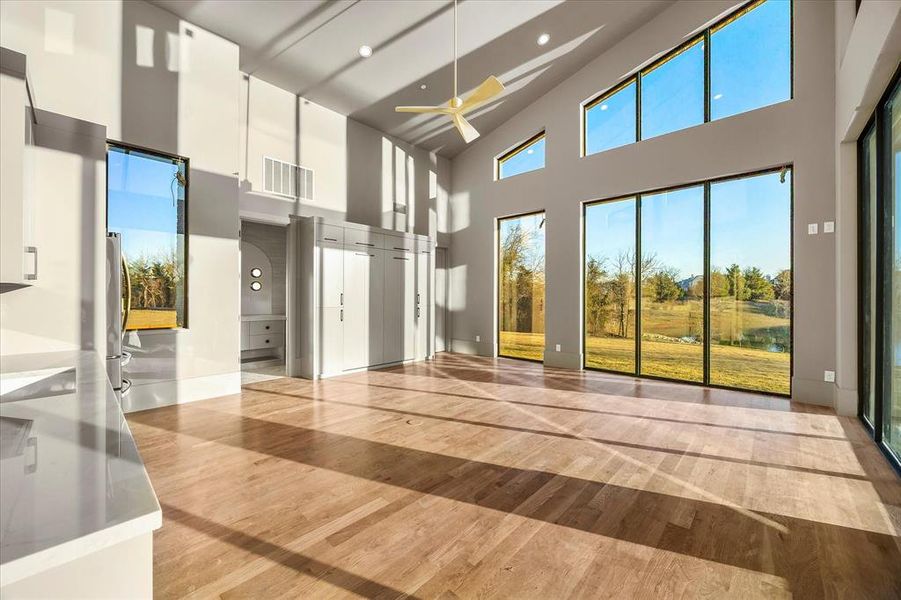 Spacious, unfurnished interior of a new home in , Heath (Image 26).