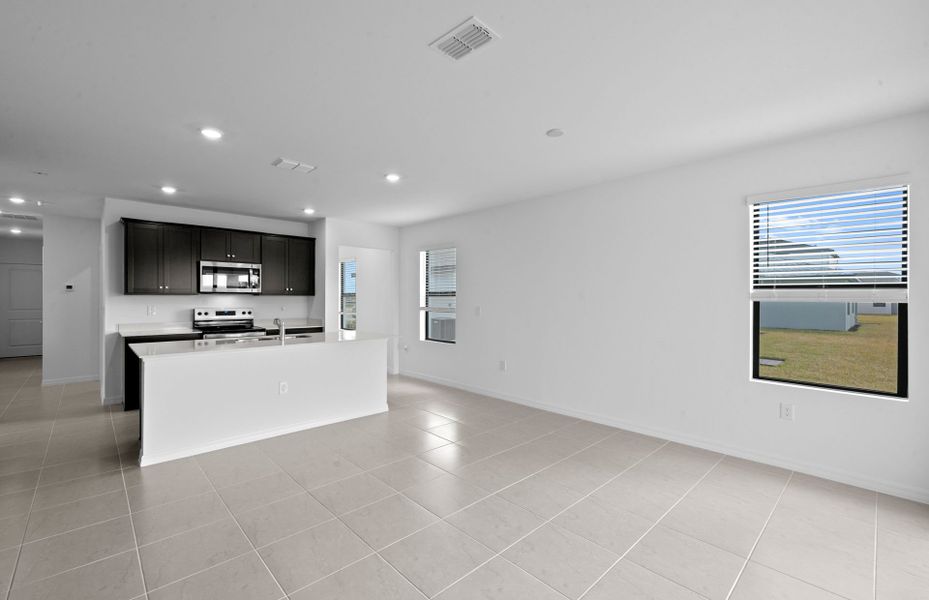 Spacious, unfurnished interior of a new home in Whispering Lakes, Lehigh Acres (Image 15). Spacious, unfurnished interior of a new home in Whispering Lakes, Lehigh Acres (Image 15).