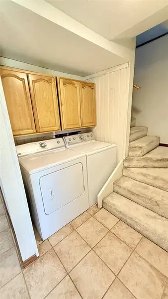 Laundry for 306 Edna St Laundry for 306 Edna St