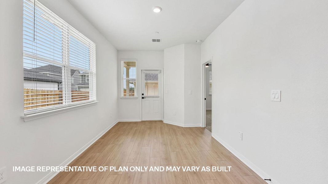 Spacious, unfurnished interior of a new home in Avery Centre, Round Rock (Image 25).
