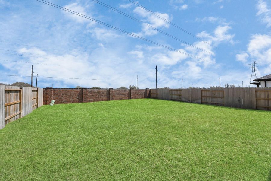 Image 23 of a home in Sunterra: Landmark Collection.