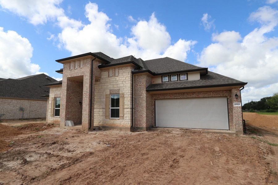 One-story home with 4 bedrooms, 3 baths and 3-car garage One-story home with 4 bedrooms, 3 baths and 3-car garage