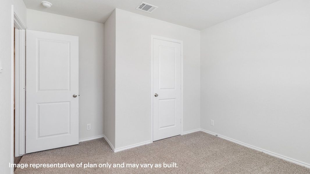 Representative unfurnished interior of a home built from the The Friedrich by D.R. Horton in Riverstone at Westpointe, San Antonio (Image 23).