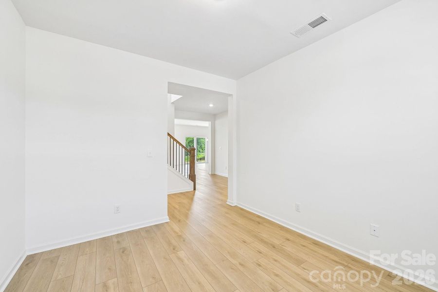 Spacious, unfurnished interior of a new home in Bella Vista Heritage, Denver (Image 36).