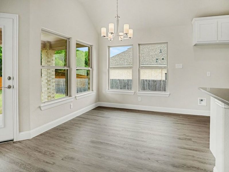 Spacious, unfurnished interior of a new home in Cole Crossing Estates, DeSoto (Image 12).