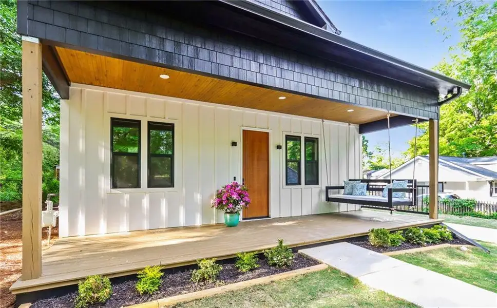 Exterior details and patio area of a home in , Marietta (Image 3).