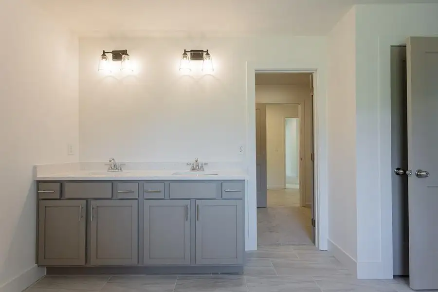 Furnished interior view inside a new home in , Buford (Image 4).