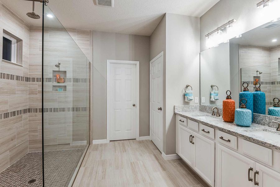 Representative furnished interior of a home built from the Newbury Ii by Beazer Homes in Estates at Lake Jesup, Sanford (Image 13).