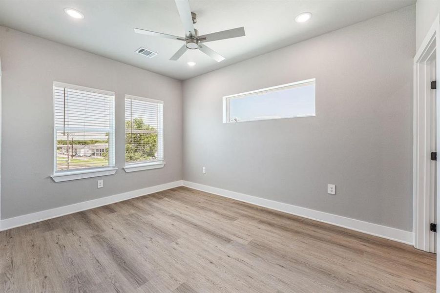 Spacious, unfurnished interior of a new home in , Stephenville (Image 24).