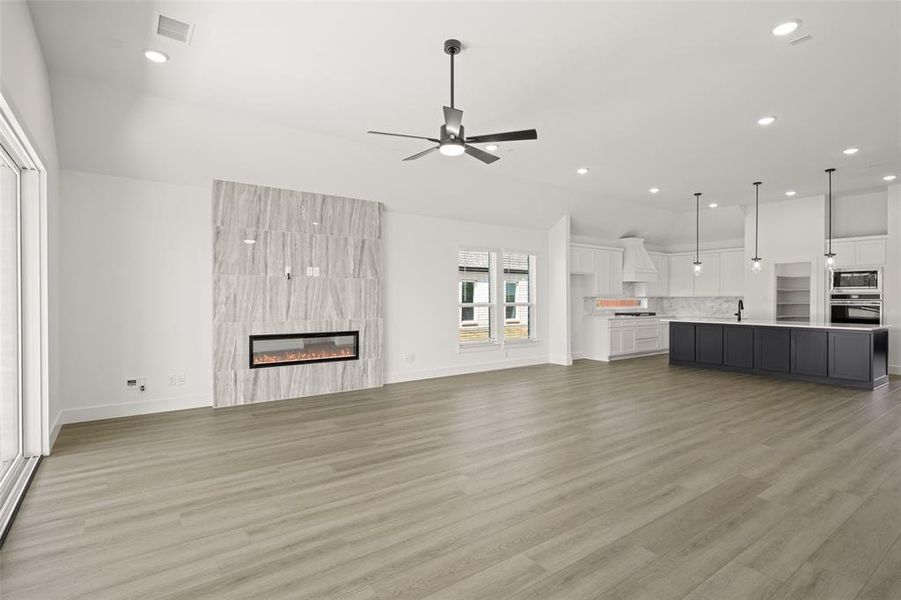 1810 Briarwood- Living Room-2 1810 Briarwood- Living Room-2