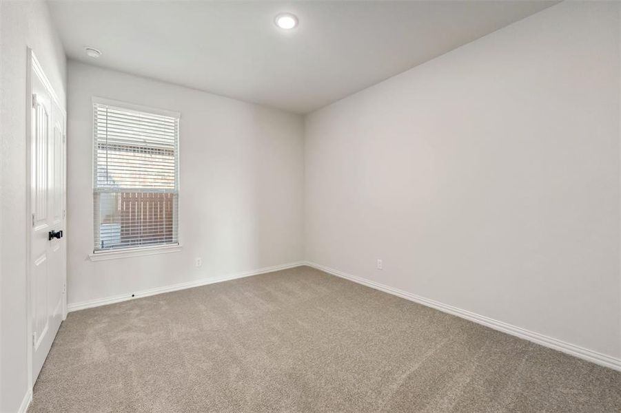 Spacious, unfurnished interior of a new home in Northstar, Haslet (Image 17).