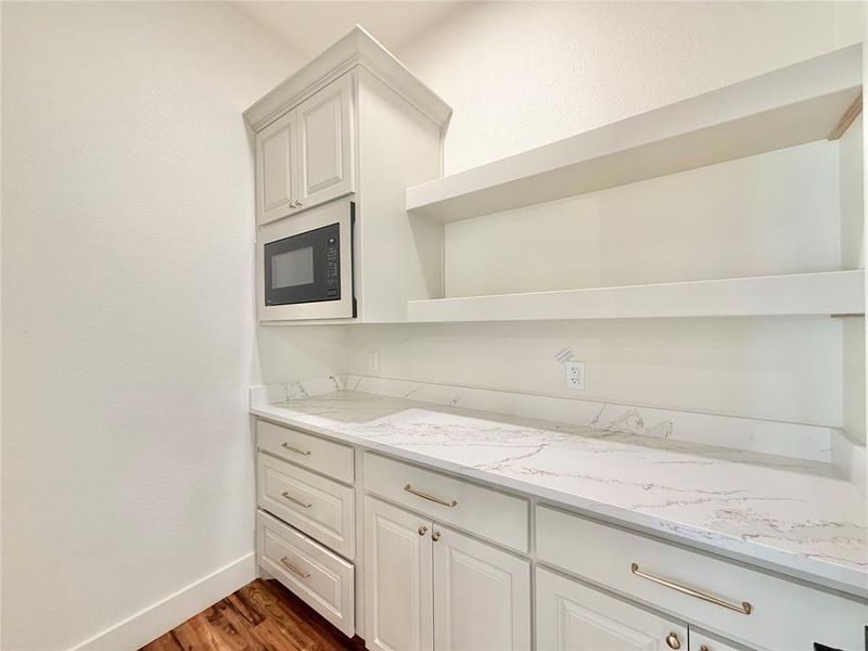 Large Butler's Pantry