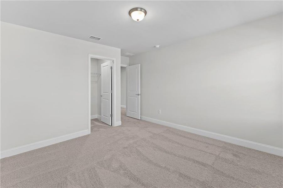 Spacious, unfurnished interior of a new home in Overland, Locust Grove (Image 20).