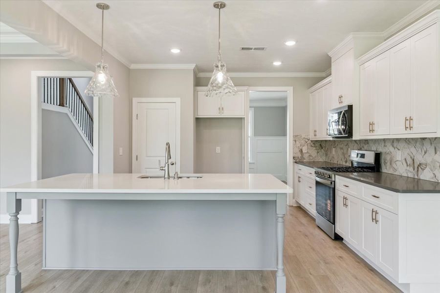 Furnished interior view inside a new home in Crawford Creek, Grovetown (Image 9).