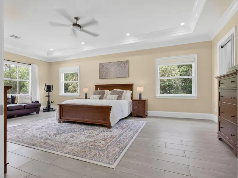 1st Floor Master Bedroom